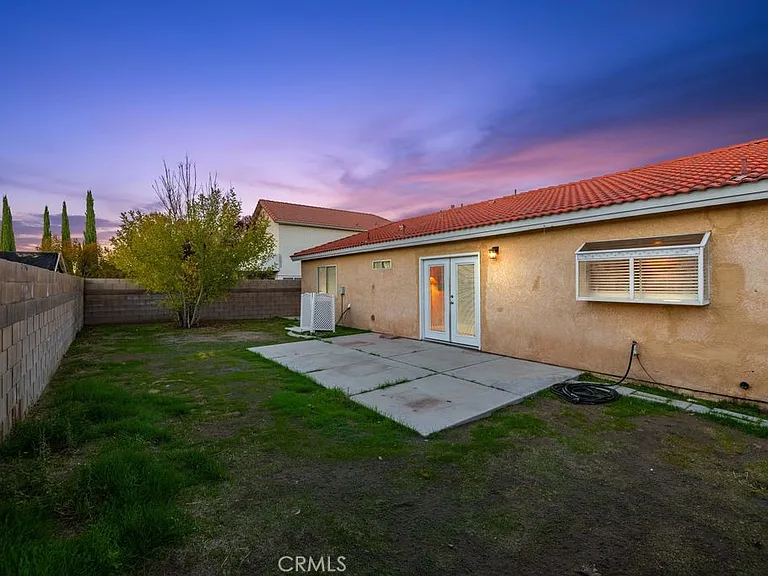 44115 Hunter Ct — Photo 22