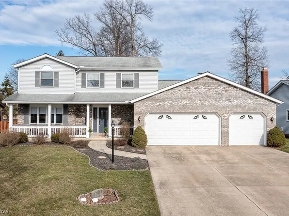 6585 Logan Dr, Middleburg Heights, OH 44130