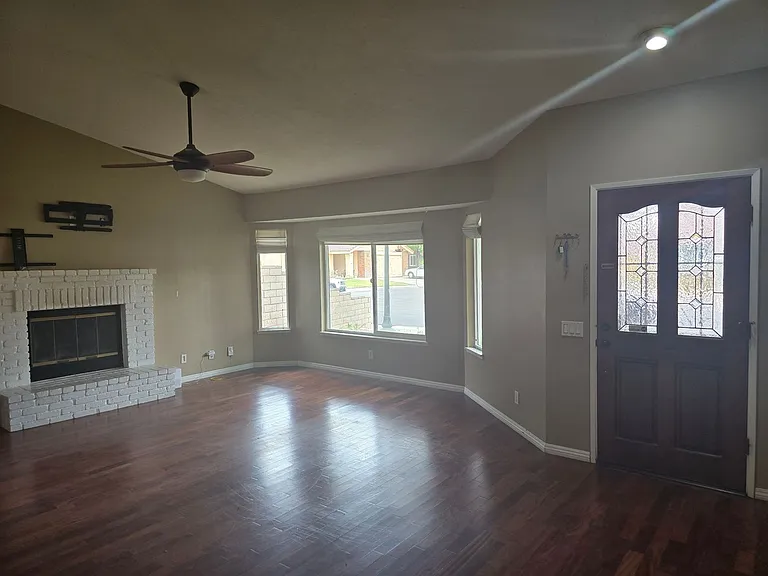 418 Mount Baldy Cir — Photo 12