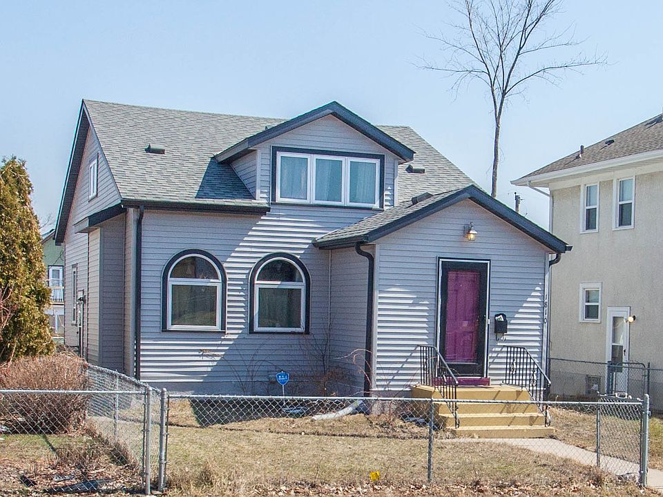 1st image of 1810 Thomas Ave N