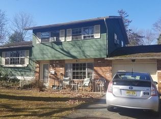 1 Montana Dr, Jackson, NJ