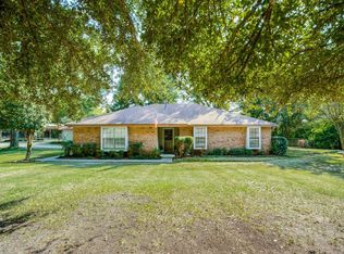 1190 Eubanks Rd, Combine, TX 75159