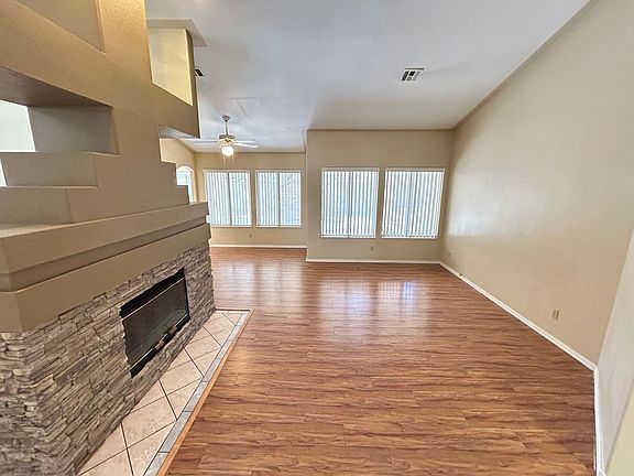 4th image of 4552 Bradpoint Dr