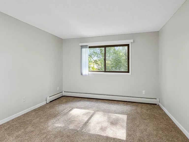 Eastgate Apartments — Photo 67