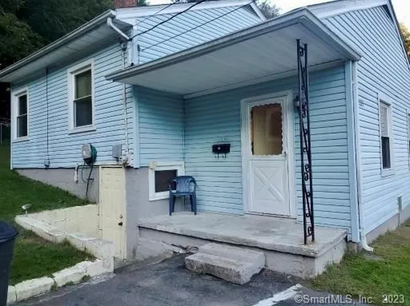 131 Rock Creek Road, New Haven, CT 06515