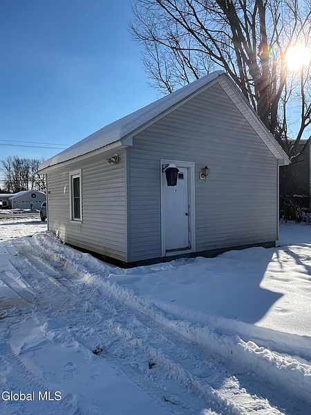 5th image of 33 Leonard Street