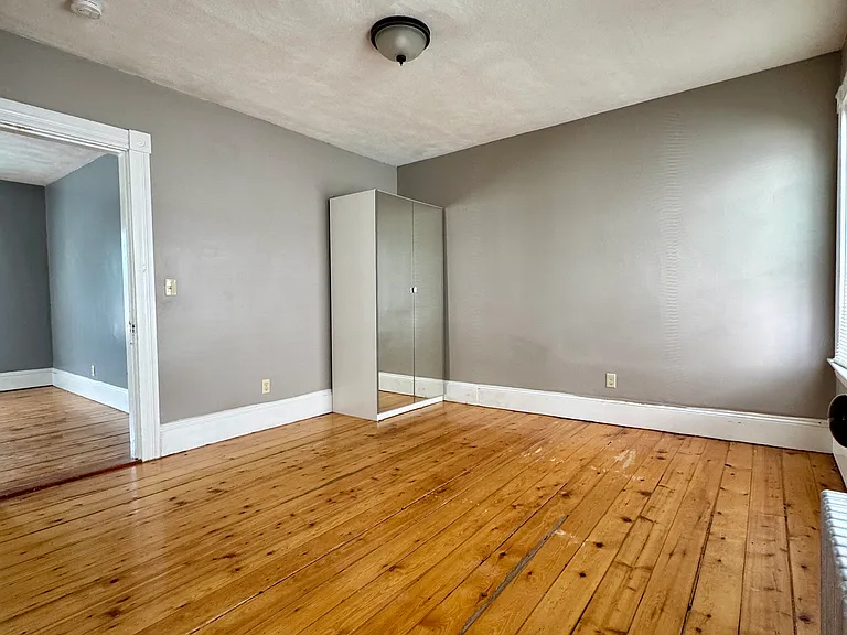 56 Felix St #2 — Photo 9