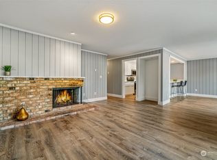 2930 76th Ave SE APT A103, Mercer Island, WA 98040