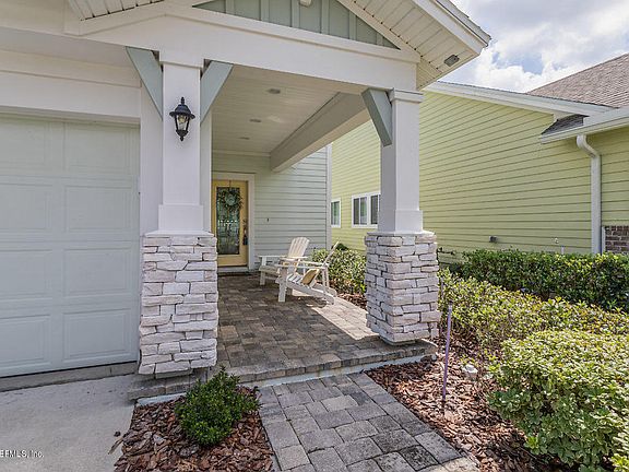 3rd image of 90 Park Lake Dr