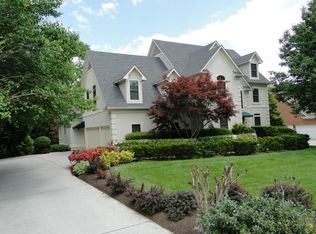 1043 Hamilton Ridge Ln, Knoxville, TN 37922