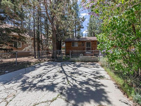 4th image of 228 E Sherwood Blvd
