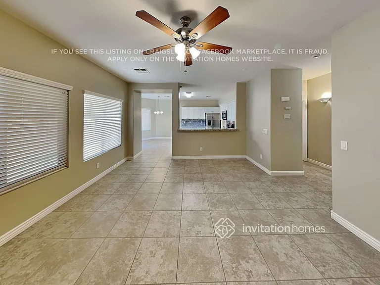 435 E Mountain View Rd — Photo 8
