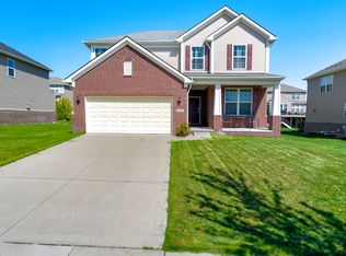 29816 Autumn Gold Dr, New Hudson, MI 48165