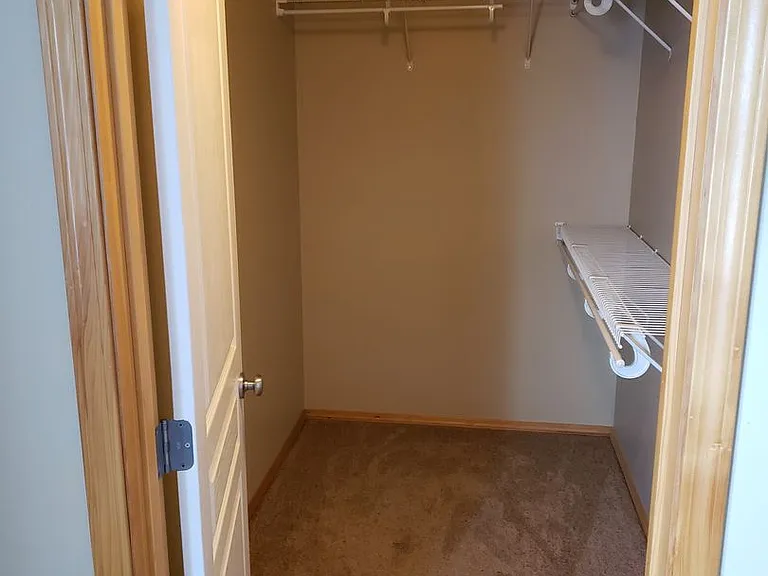 871-877 N River Rock Dr — Photo 7