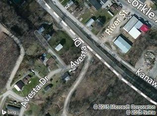 1636 Avesta Dr, Saint Albans, WV 25177