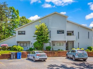 410 Century Ct, Kernersville, NC 27284