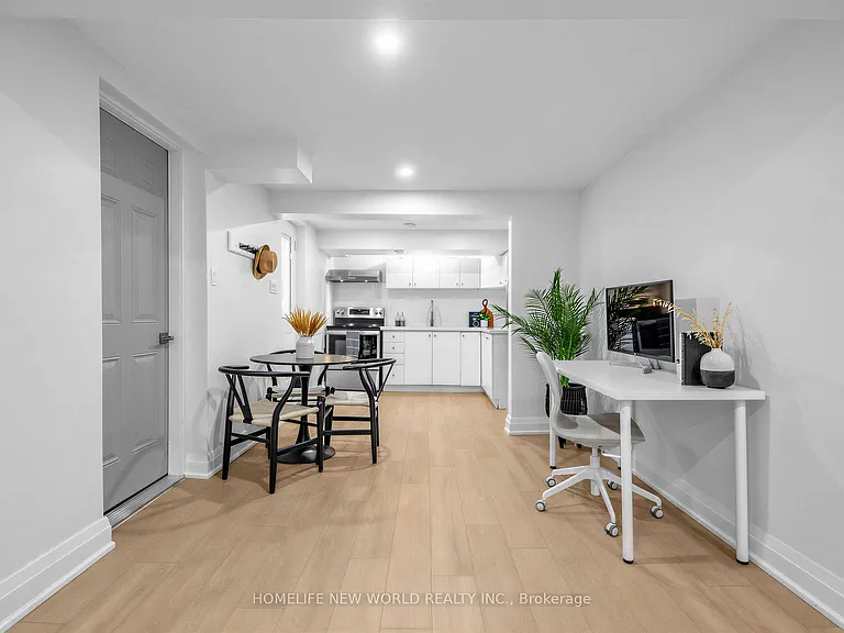 1045 Pharmacy Ave #LOWER LEVEL — Photo 4