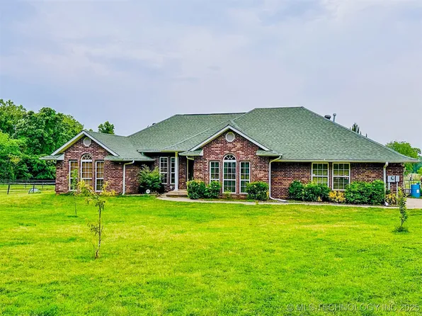 418847 E 1208th Rd, Eufaula, OK 74432