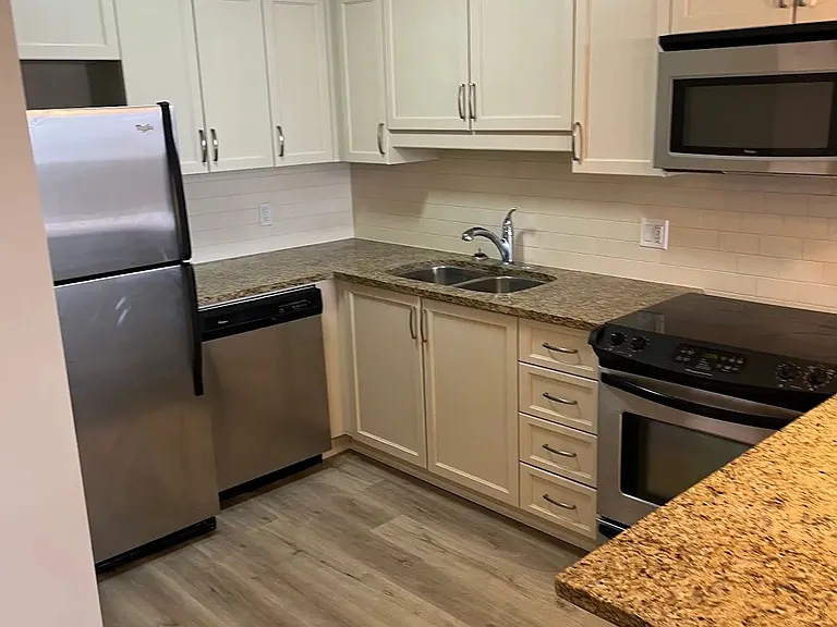 55 Yarmouth St #708 — Photo 8