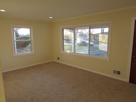 Living room and new carpet