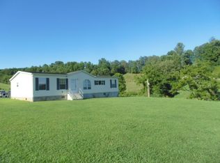 17922 Overlook Dr, Abingdon, VA 24210