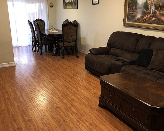 2nd image of 17053 Roscoe Blvd Unit 4