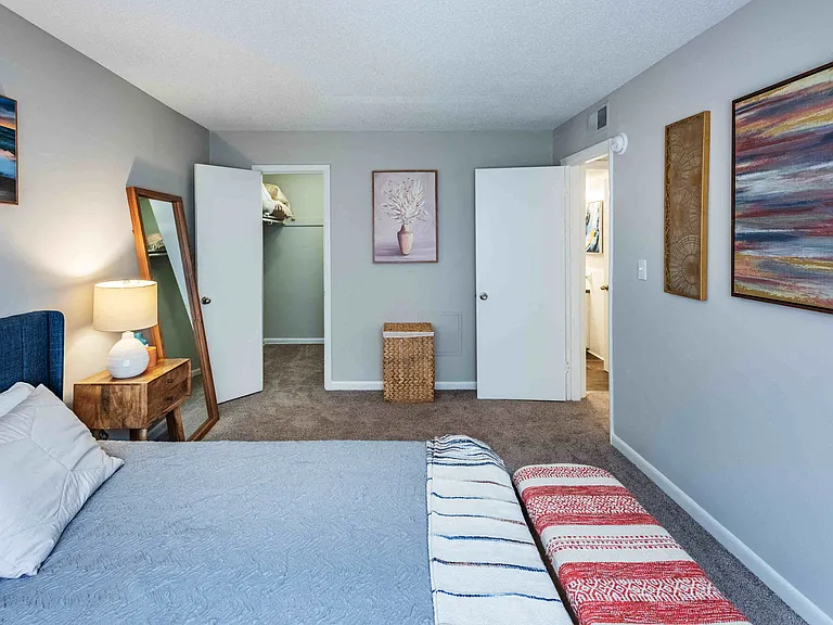 Grand Arbor Reserve Apartment Homes — Photo 10