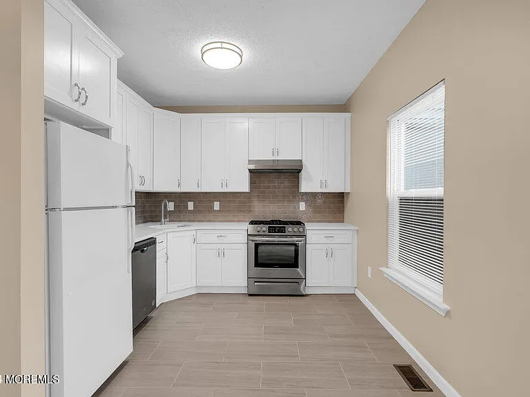 87 Richmond Ct S #93 — Photo 22