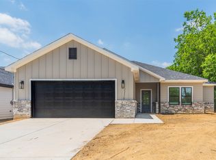 1110 Edgar St, Greenville, TX 75401