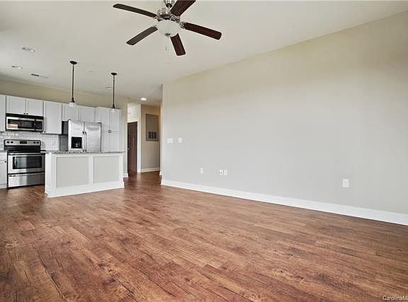 4th image of 829 Terrace Park APT 308