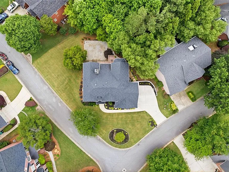 5398 Windsor Green Ct SE — Photo 48