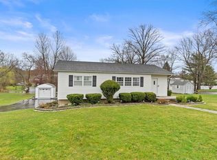 30 Trotting Dr, Chester, NY 10918