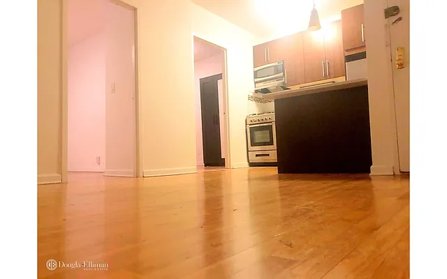 Rented by Douglas Elliman | media 23