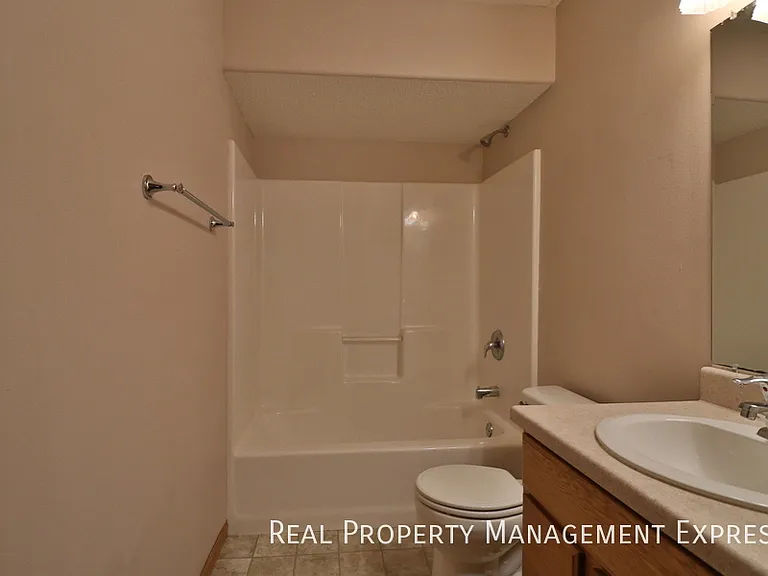 1111 S Dundee Dr — Photo 15