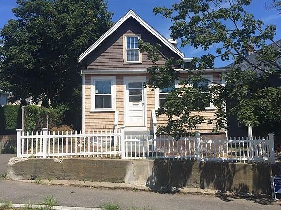 2nd image of 270 Bradstreet Ave