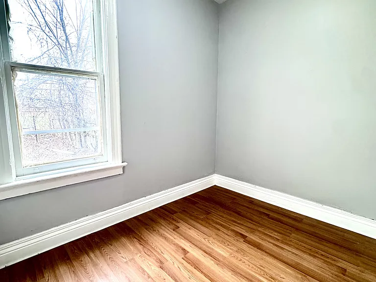 339 Hampshire St #1 — Photo 16
