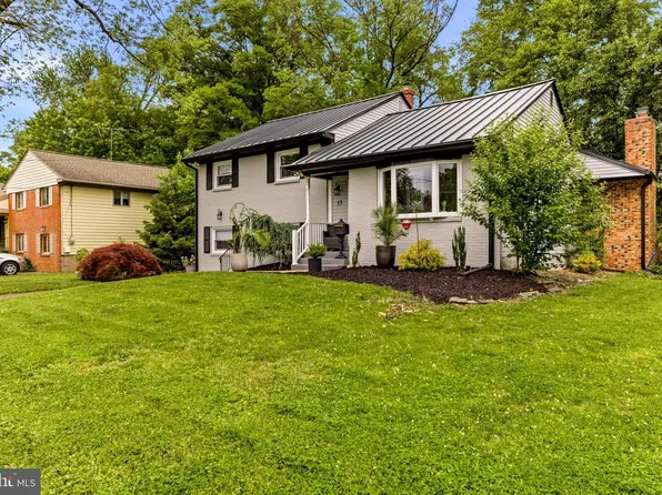17 Devon Ct, Haddonfield, NJ 08033