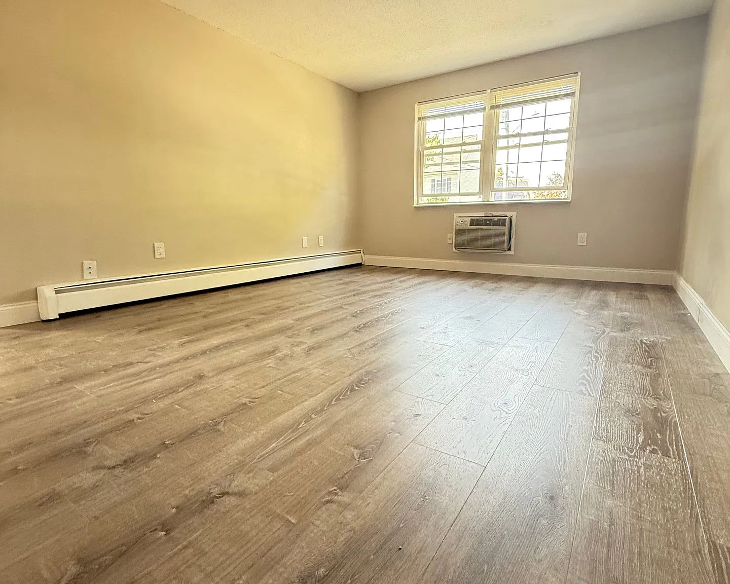 71 Bernier Street — Photo 3