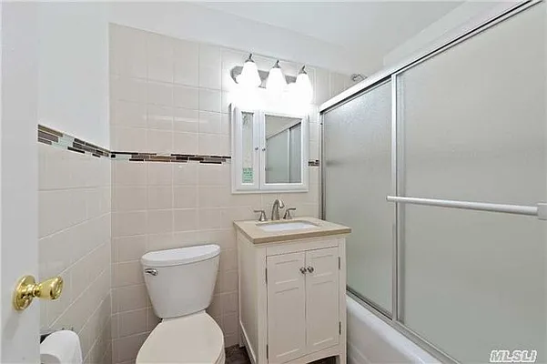 Sold by Exit Kingdom Realty | media 32