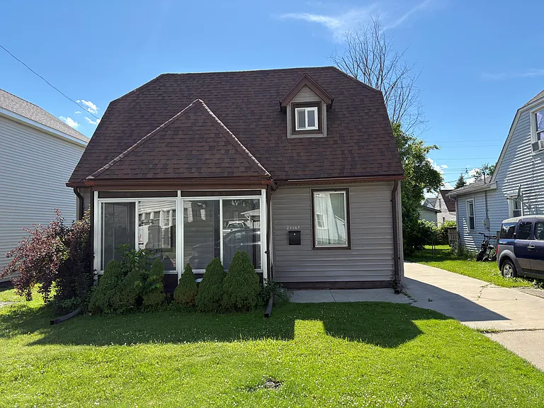 23067 Hazelwood Ave — Photo 1