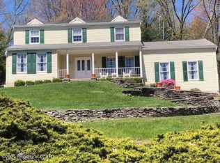 241 Blueberry Hill Rd, Shavertown, PA 18708