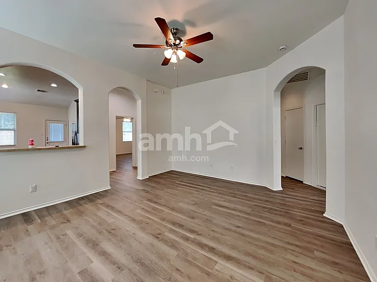 10016 Sterling Place Dr — Photo 8