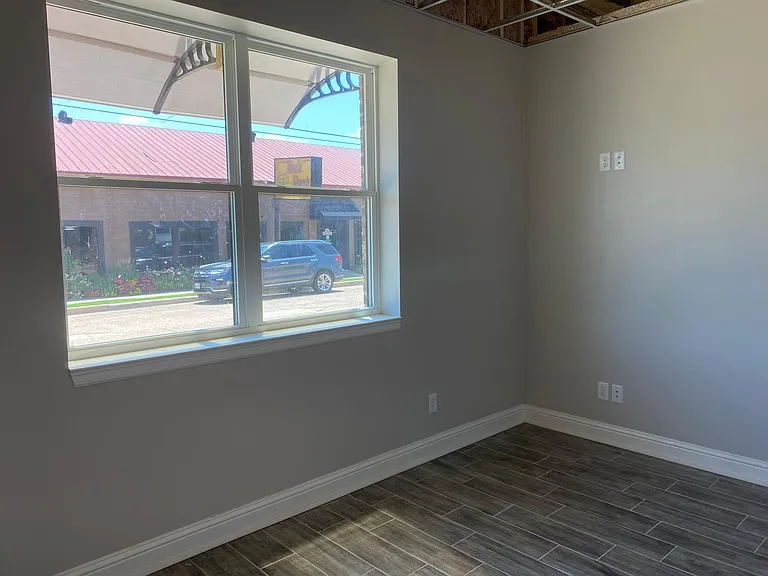 901 Broadway Blvd — Photo 13