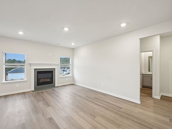 The Chatham floorplan with the Elemental 2 interior package.