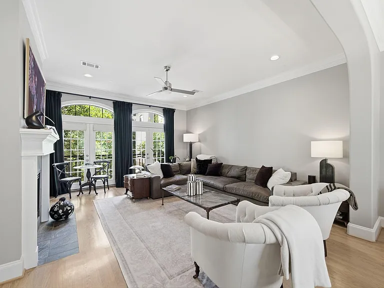 1707 Welch St — Photo 14