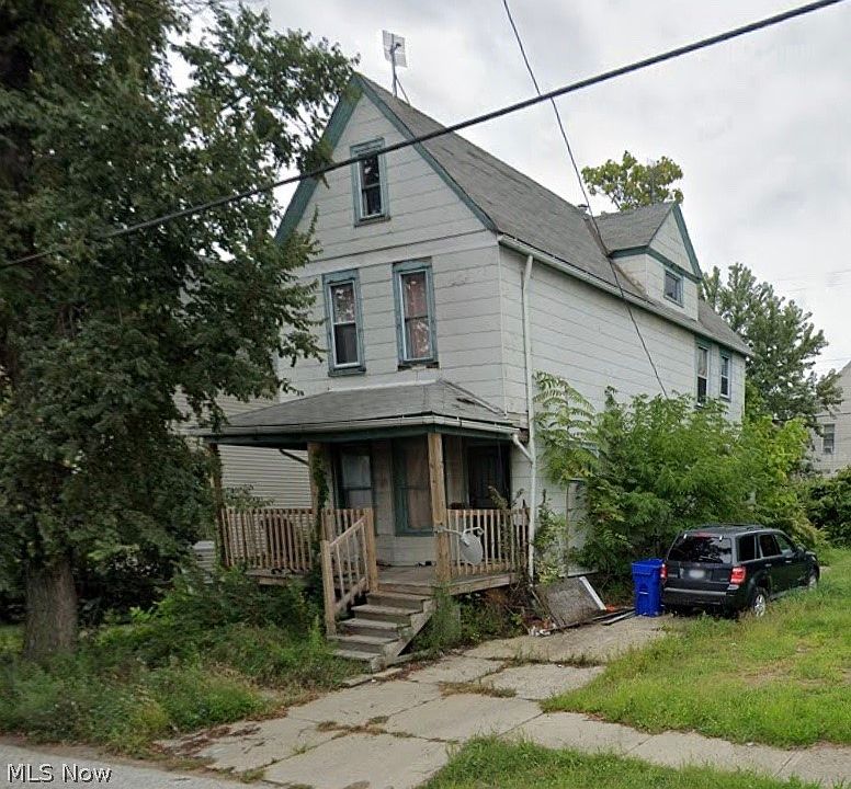 1st image of 2309 E 84th St