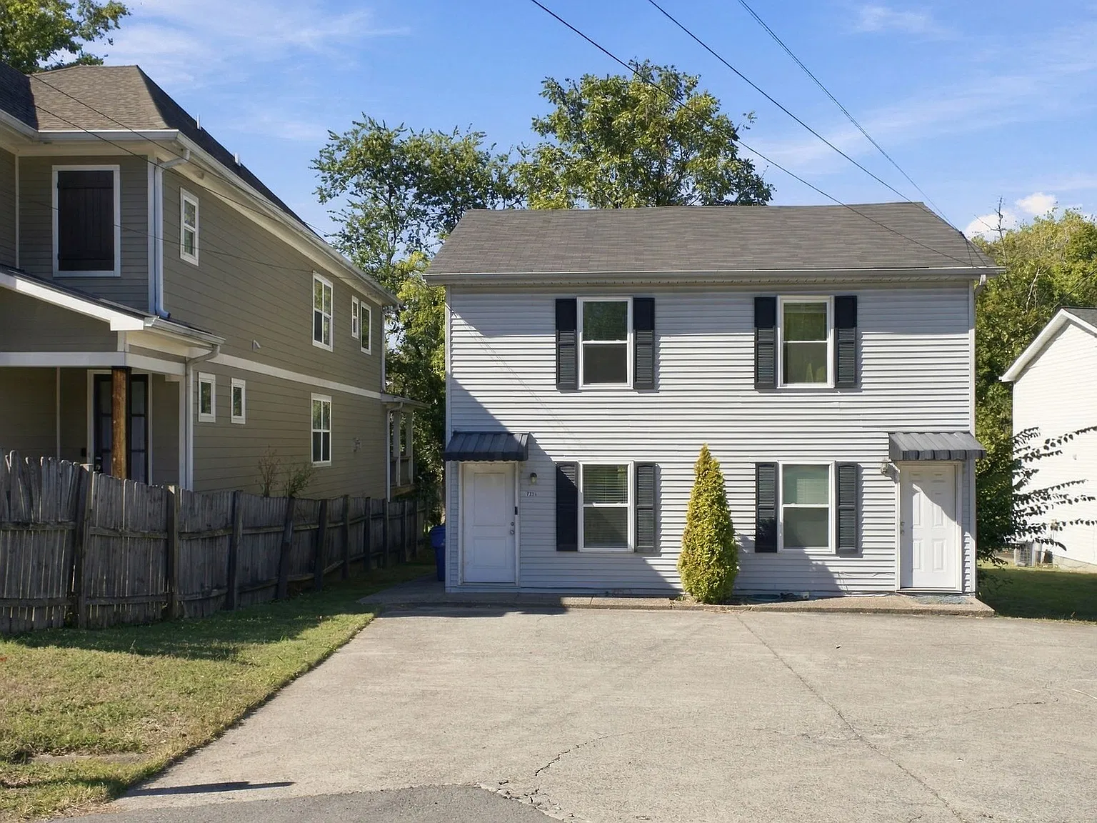 2 bed, 1.5 bath, 840 sqft, $1,495 — Photo 1