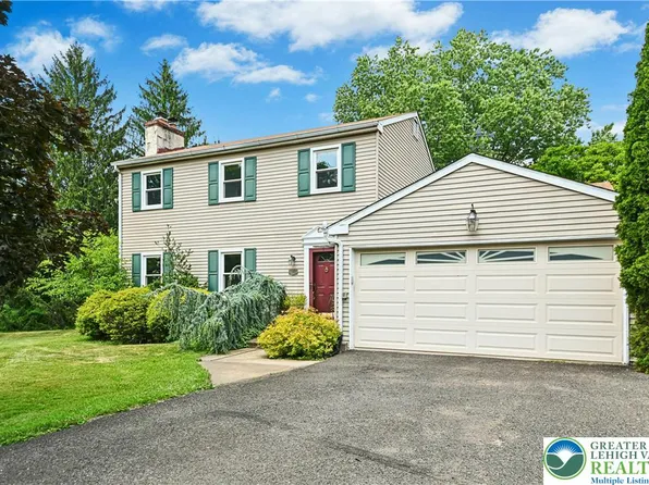 4253 Biddeford Cir, Doylestown, PA 18902