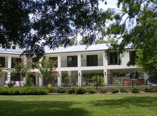 418 Woodlake Dr, Mc Queeney, TX 78123
