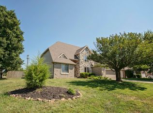 1529 W Maplewood St, Springfield, MO 65807